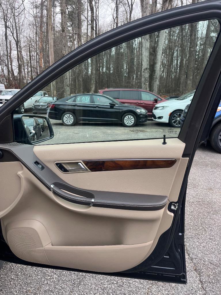 Used 2012 Mercedes-Benz R 350 R350 image 39