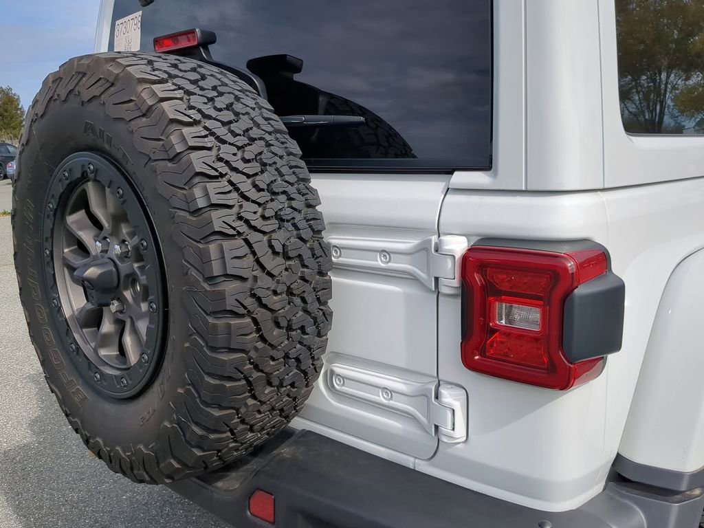 Used 2023 Jeep Wrangler Unlimited Rubicon 392 AWD/4WD image 21