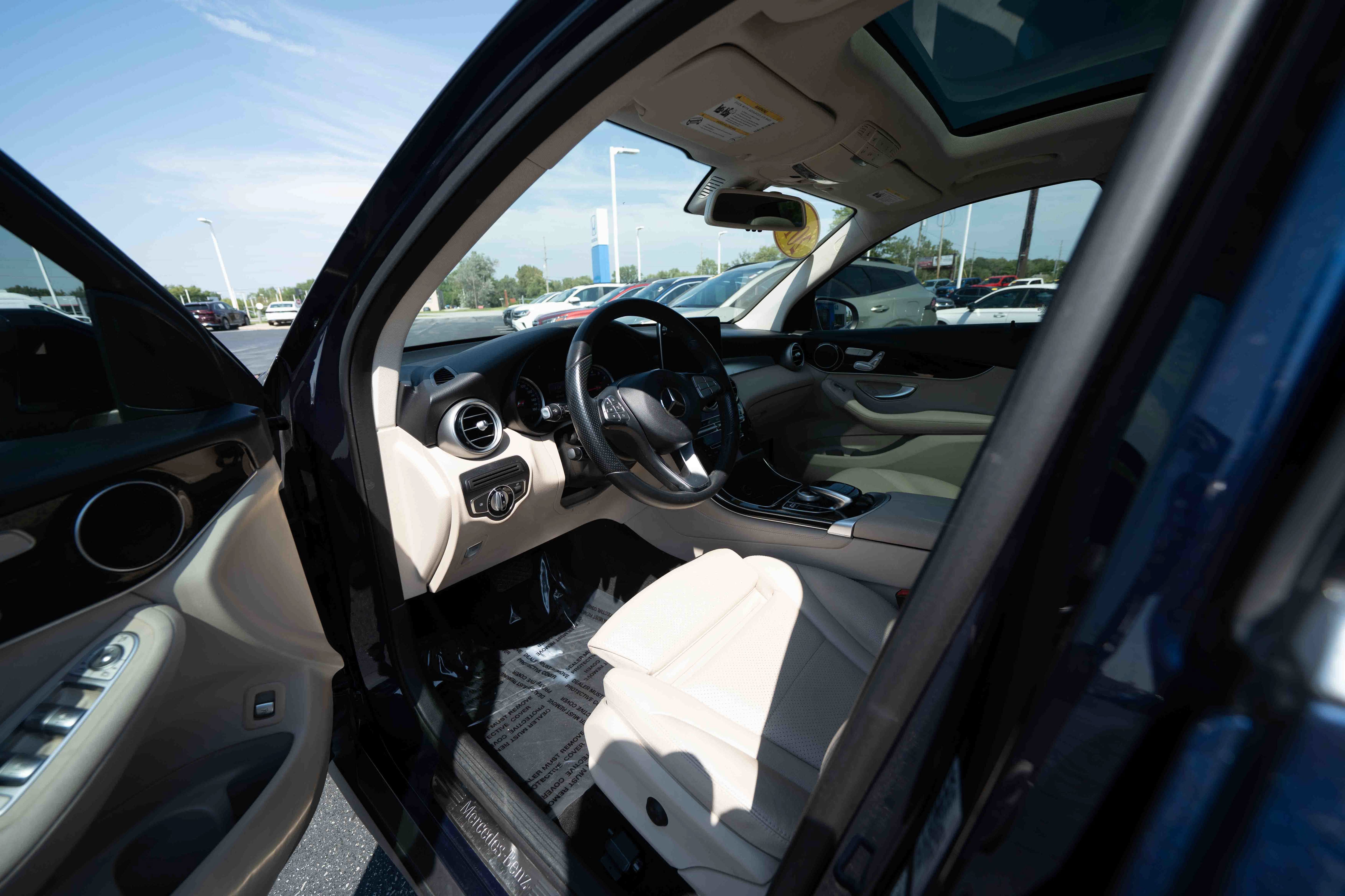 Used 2016 Mercedes-Benz GLC 300 image 8