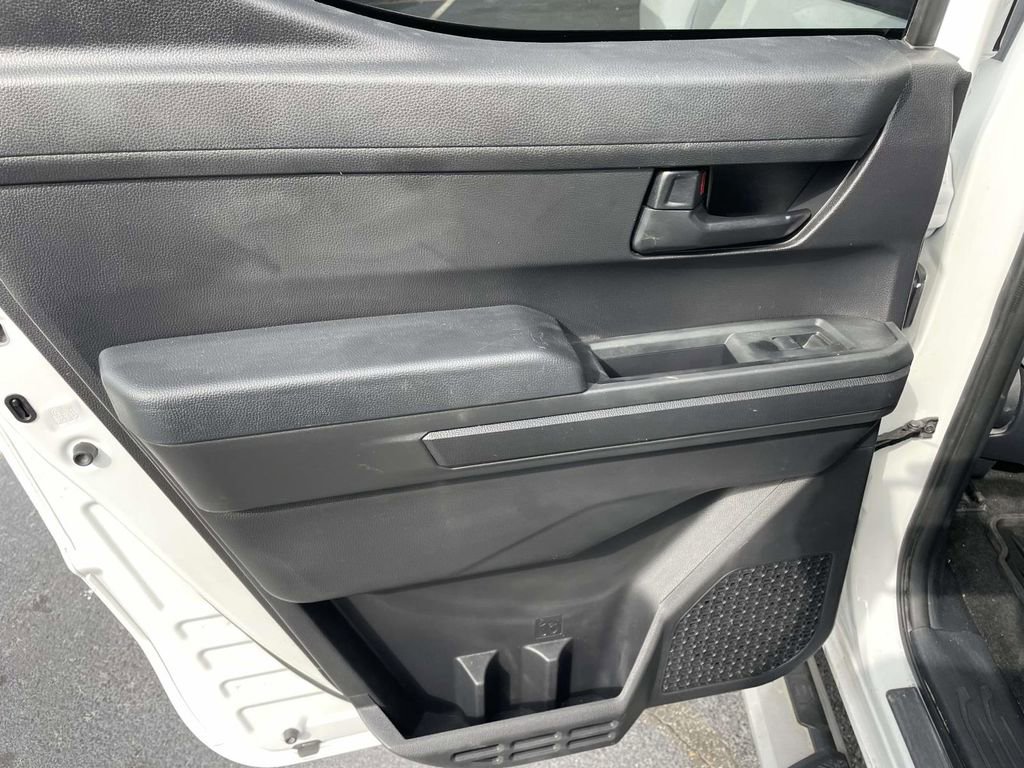 Used 2025 Toyota Tacoma SR5 image 17