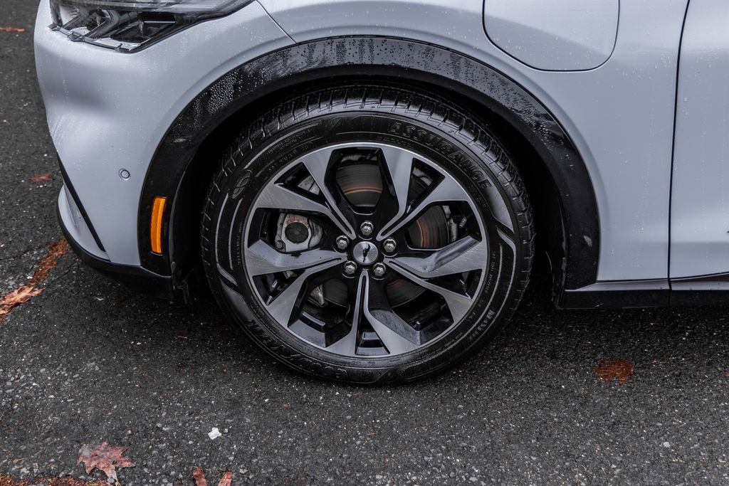 Used 2021 Ford Mustang Mach-E Premium image 12