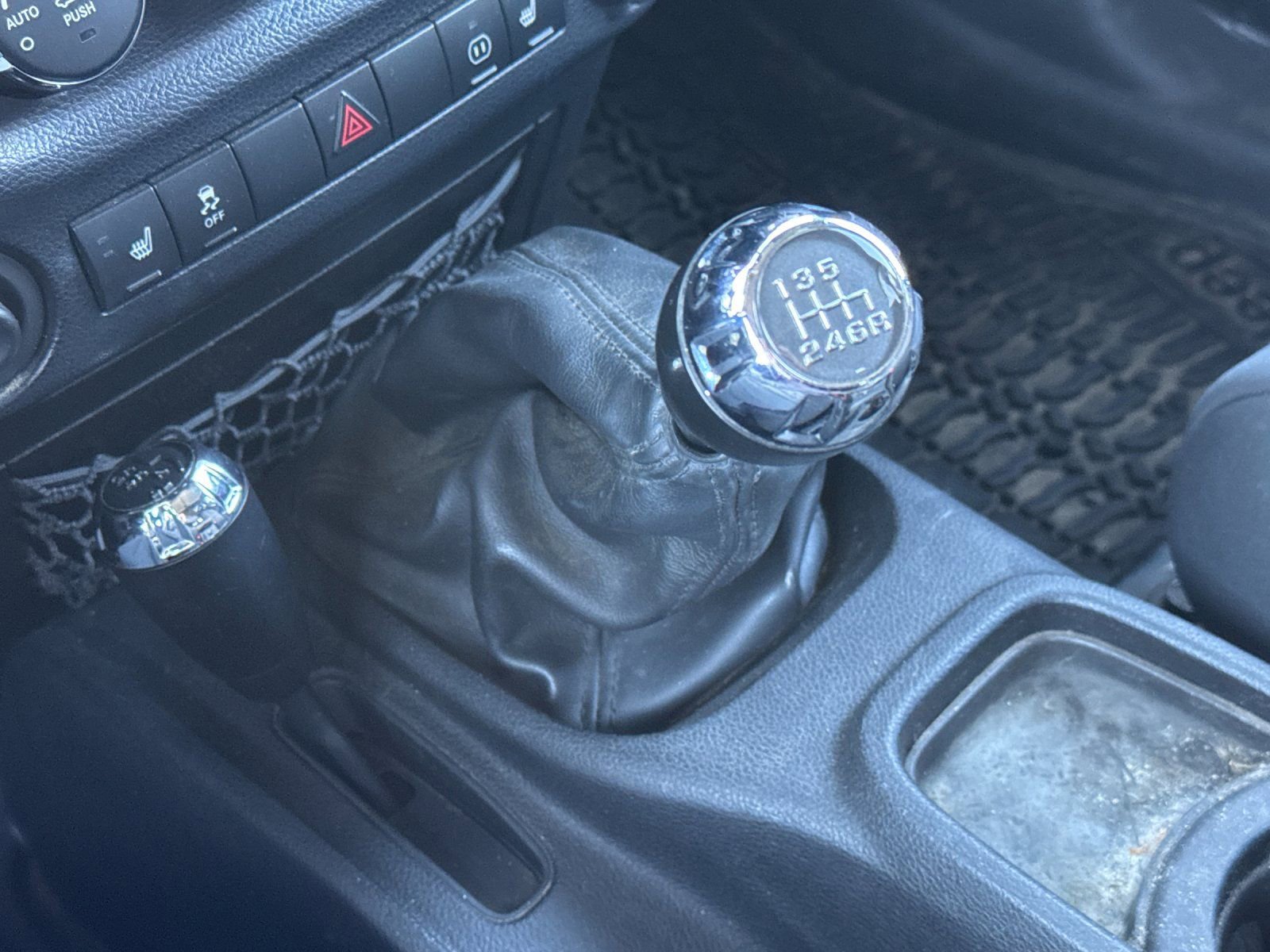 Used 2012 Jeep Wrangler Unlimited Rubicon w/ Dual Top Group image 20