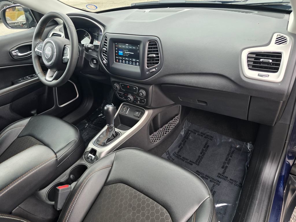 Used 2021 Jeep Compass Latitude image 28