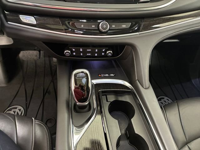 Used 2021 Buick Enclave Avenir w/ Avenir Technology Package image 21