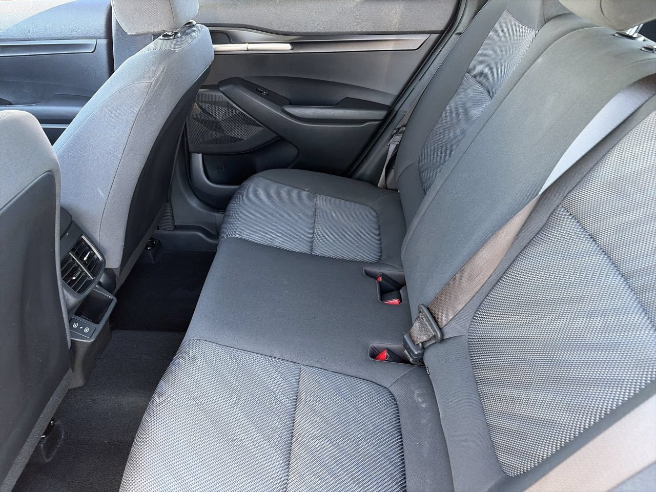 Certified 2026 Kia Seltos LX FWD image 16