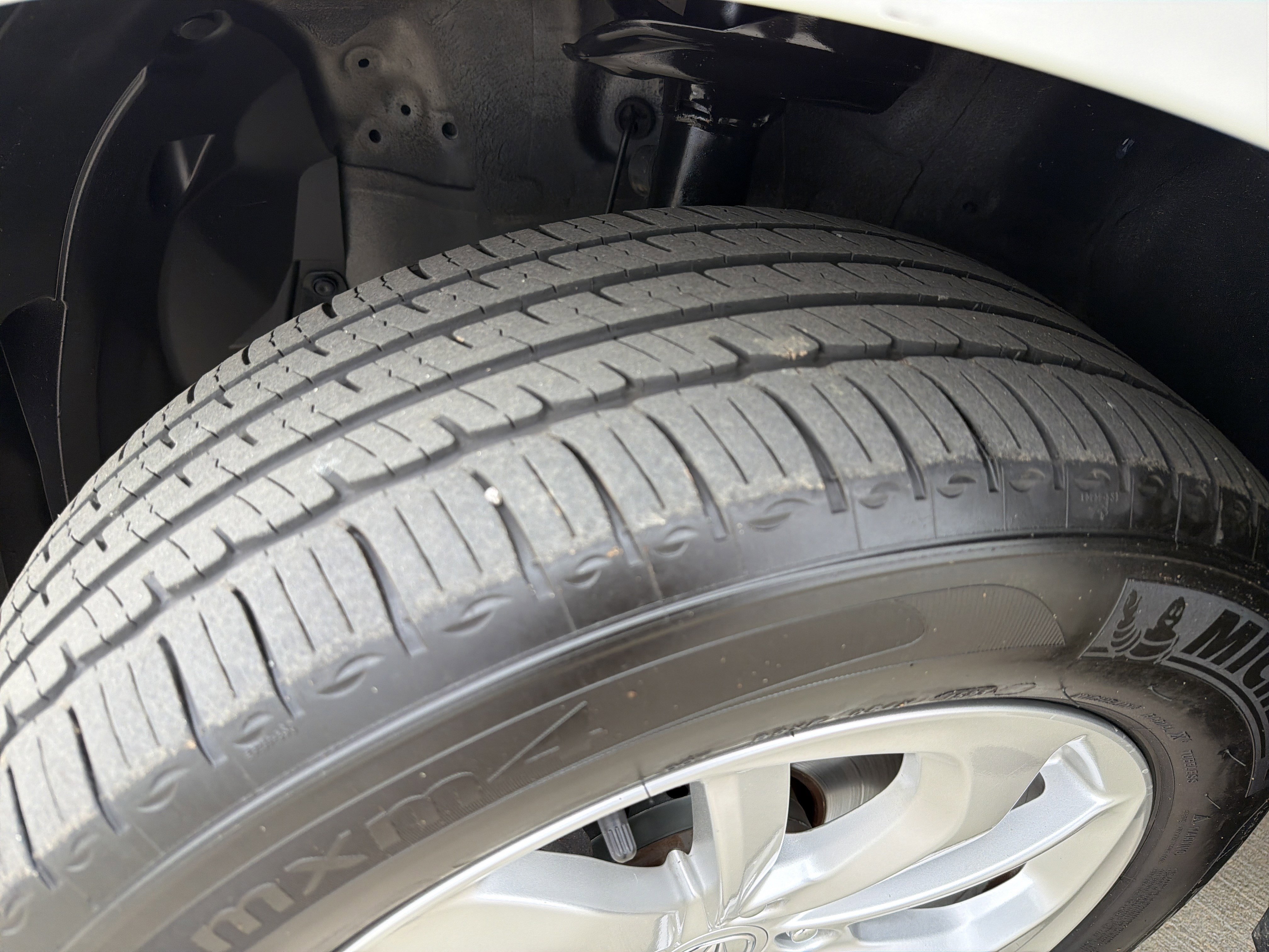 Used 2016 Acura RDX w/ Technology Package image 2