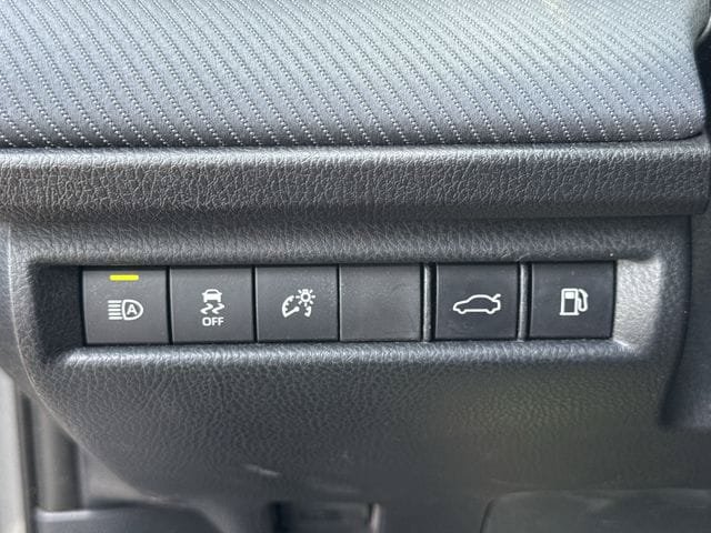 Used 2026 Toyota Camry SE FWD image 25