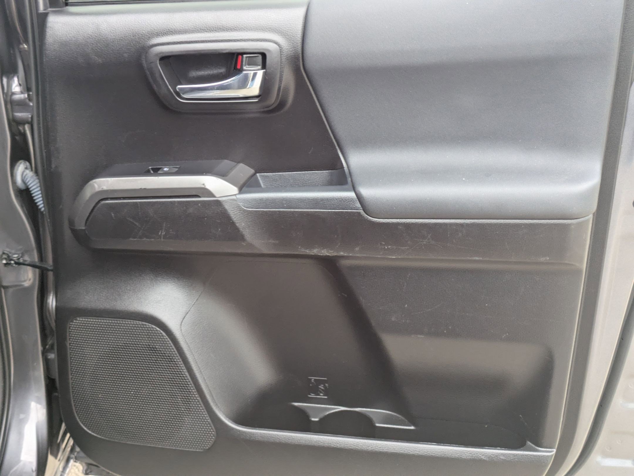 Used 2021 Toyota Tacoma TRD Off-Road image 25