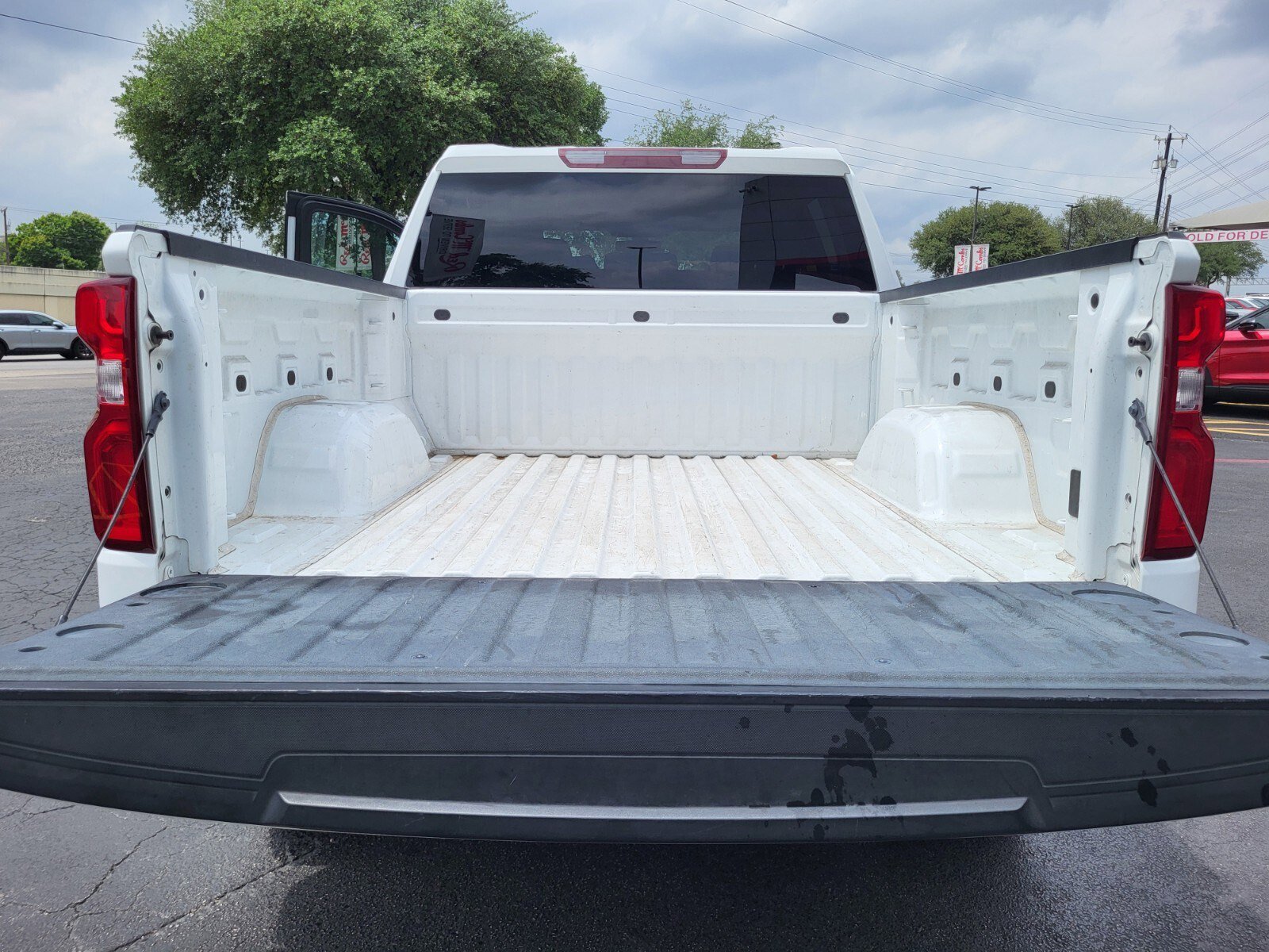 Used 2020 Chevrolet Silverado 1500 Custom w/ Infotainment Package image 29