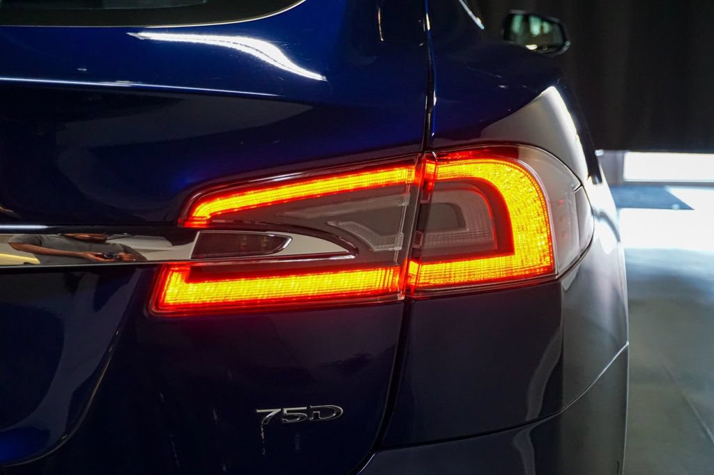Used 2018 Tesla Model S AWD image 65