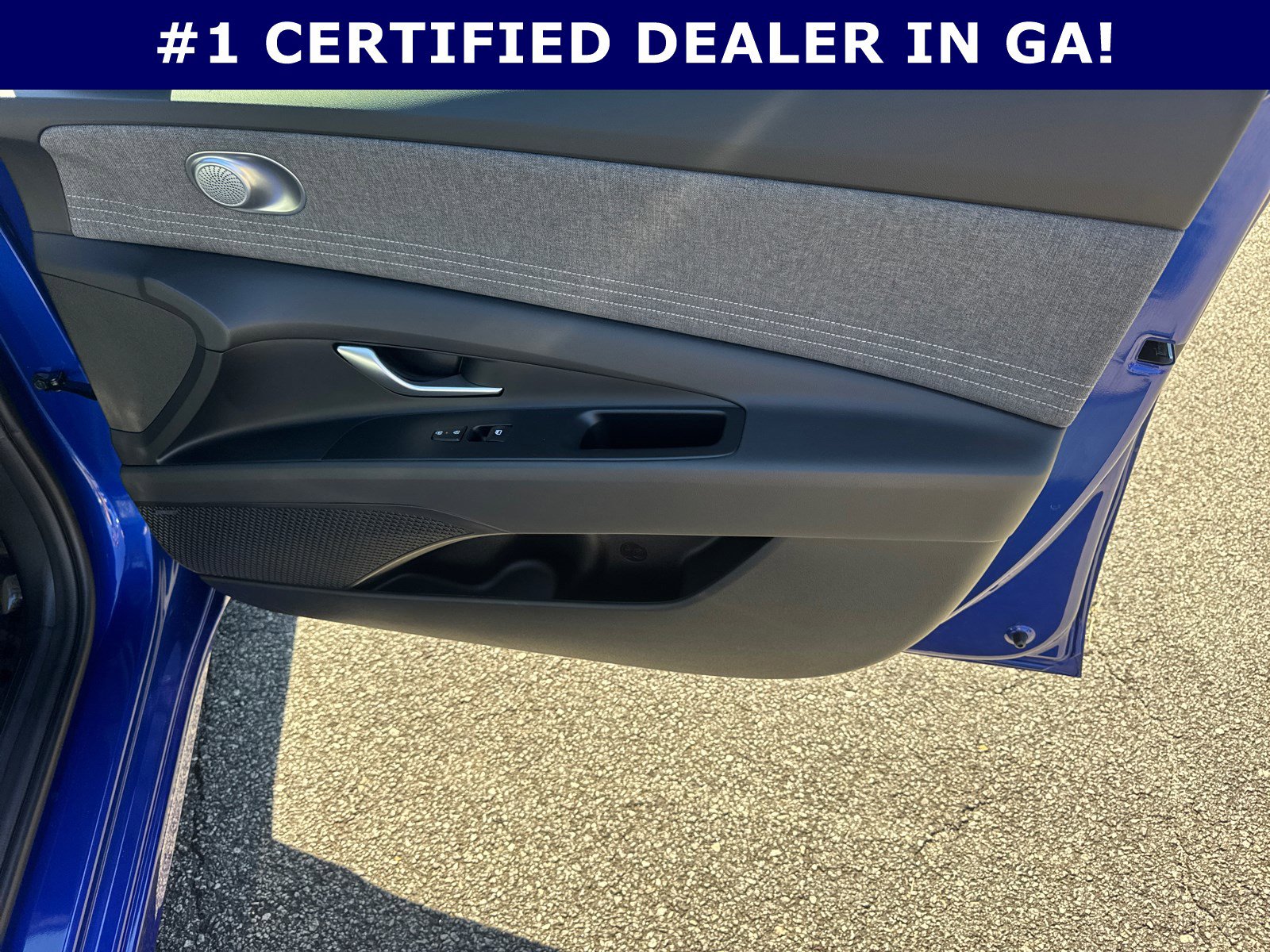 Certified 2025 Hyundai Elantra Limited image 14