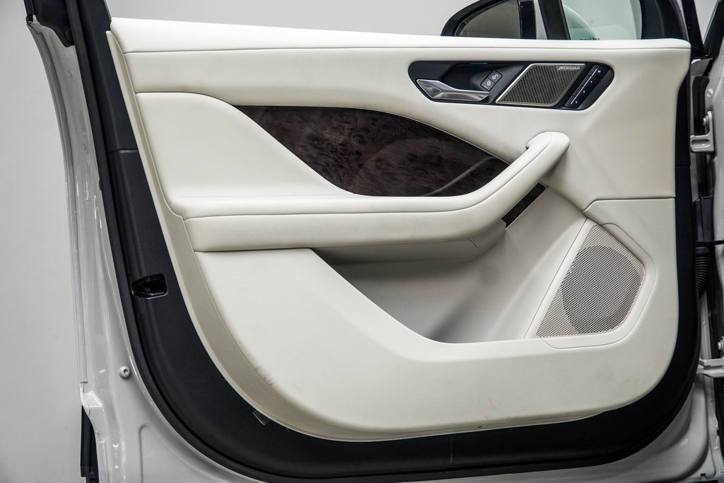 Used 2020 Jaguar I-PACE S image 37
