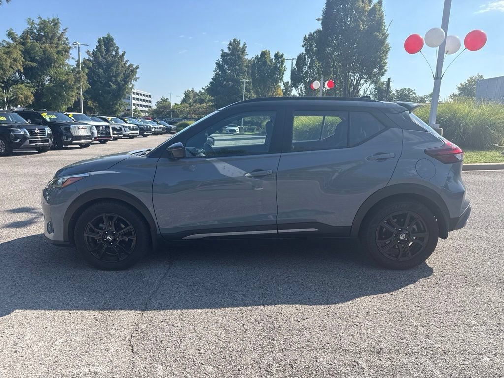 Used 2021 Nissan Kicks SR w/ SR Premium Package FWD image 7