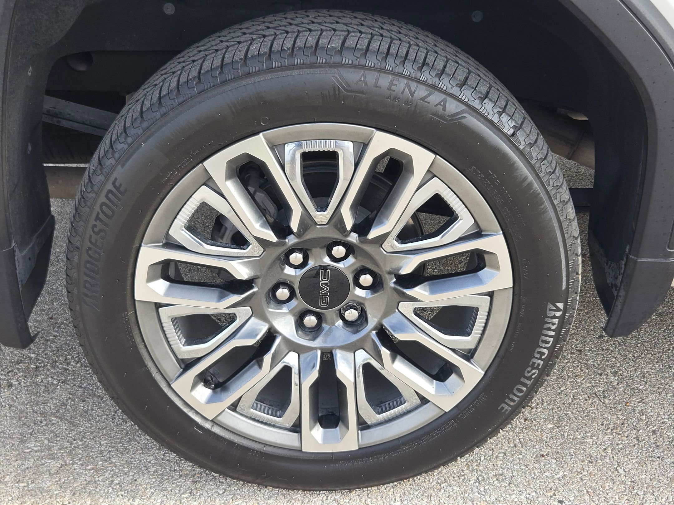 Used 2025 GMC Sierra 1500 Denali Ultimate image 33