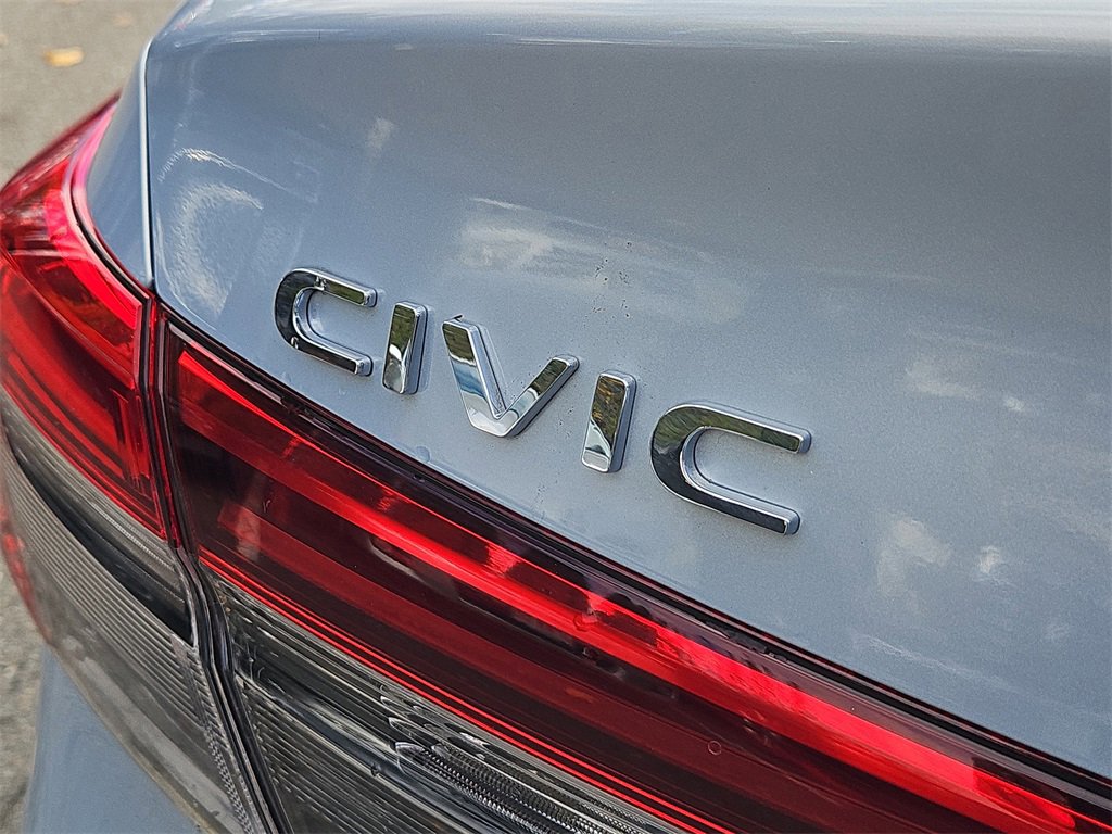 Certified 2022 Honda Civic EX image 5