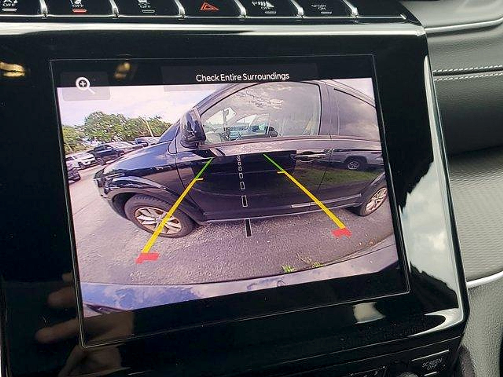 New 2024 Jeep Grand Cherokee L Altitude RWD image 12
