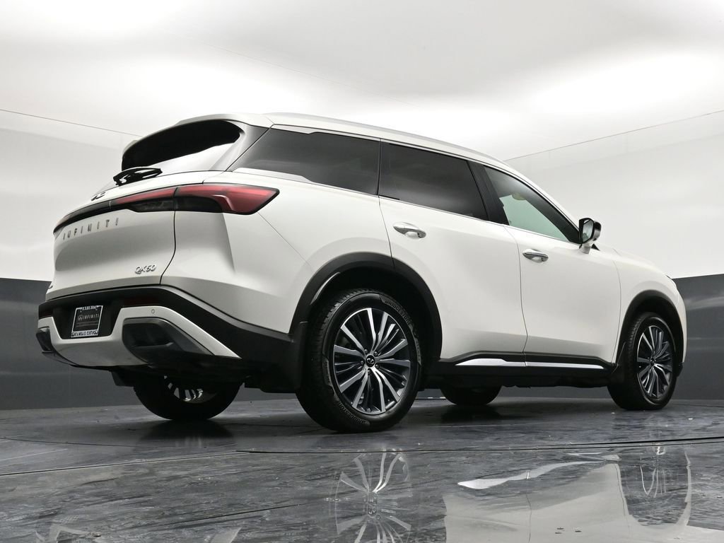 Used 2023 INFINITI QX60 Sensory w/ Vision Package image 31