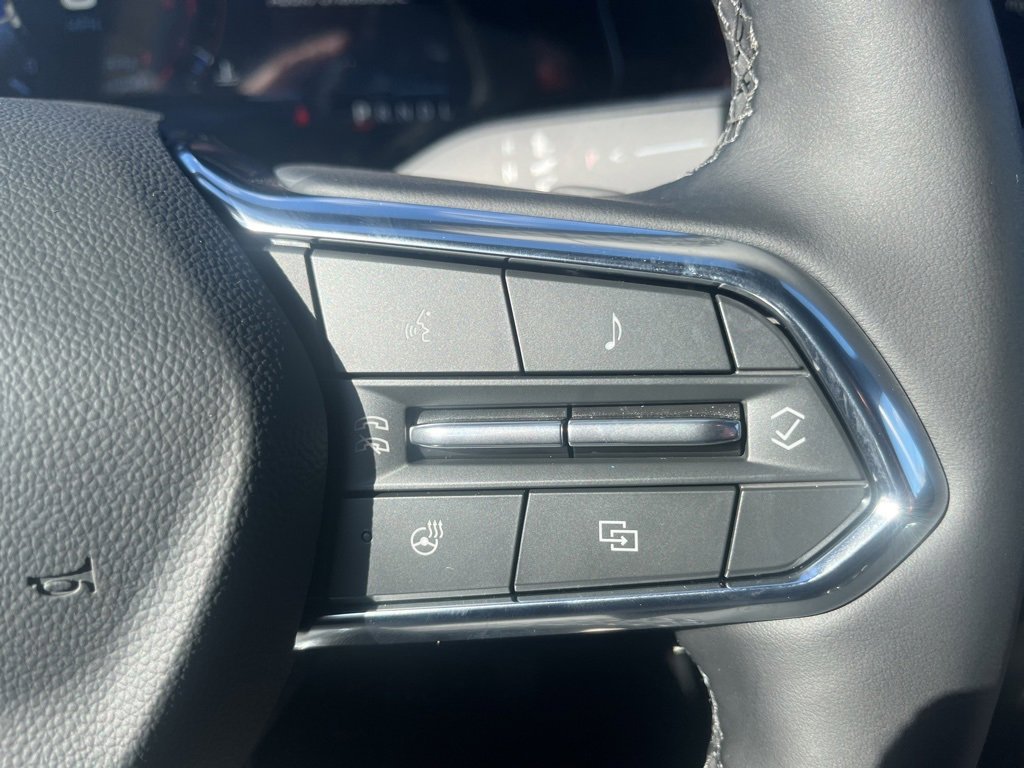 New 2026 Chevrolet Equinox ACTIV w/ Convenience Package III image 17