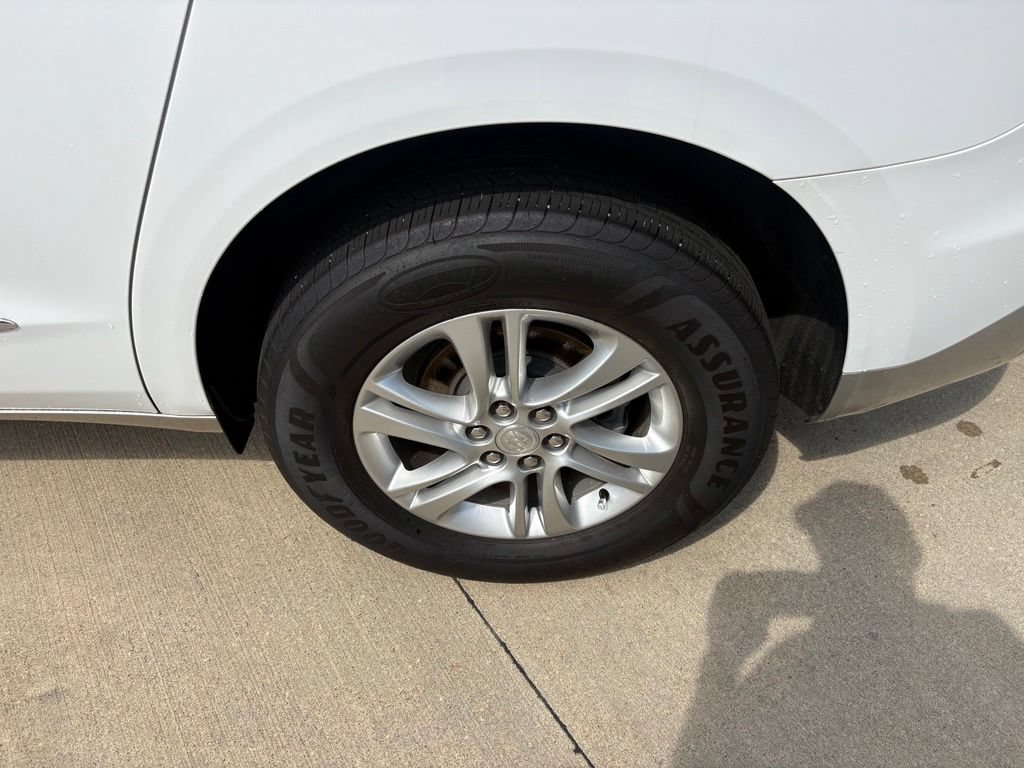 Used 2021 Buick Enclave Essence FWD image 47
