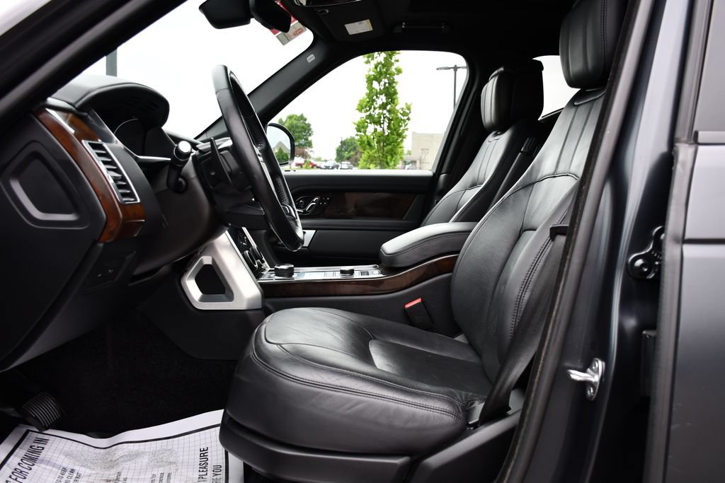 Used 2019 Land Rover Range Rover Long Wheelbase Supercharged AWD/4WD image 23