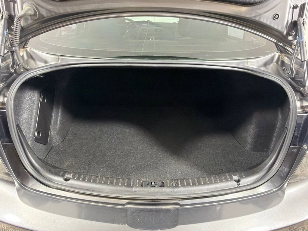 Used 2012 MAZDA MAZDA3 i Touring FWD image 18