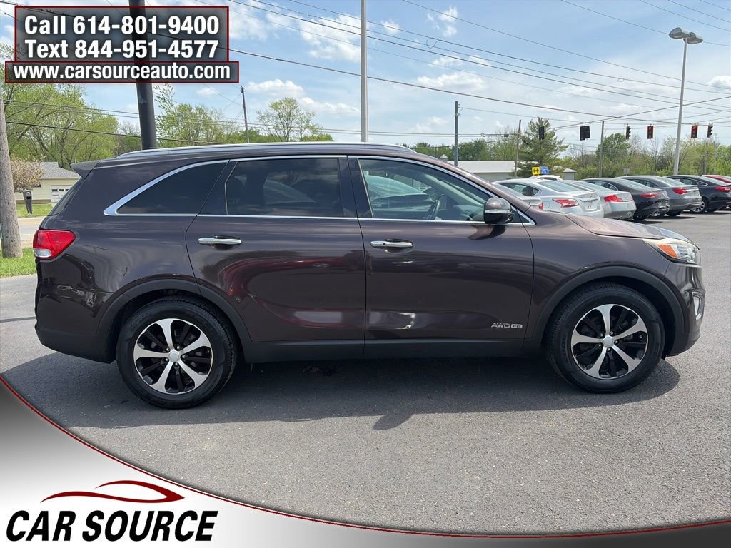 Used 2017 Kia Sorento EX w/ EX V6 Premium Package AWD/4WD image 4