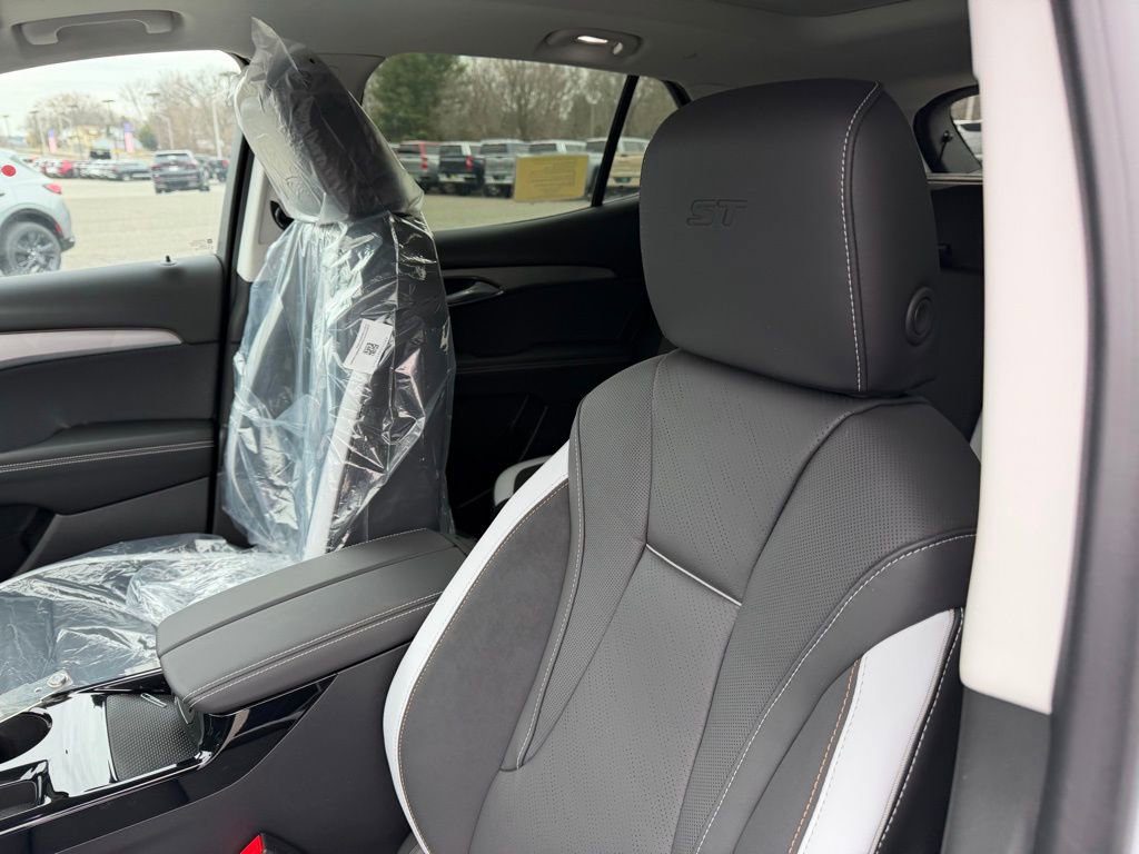 New 2026 Buick Envision Sport Touring image 16