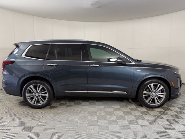 Used 2020 Cadillac XT6 Premium Luxury w/ Platinum Package FWD image 9