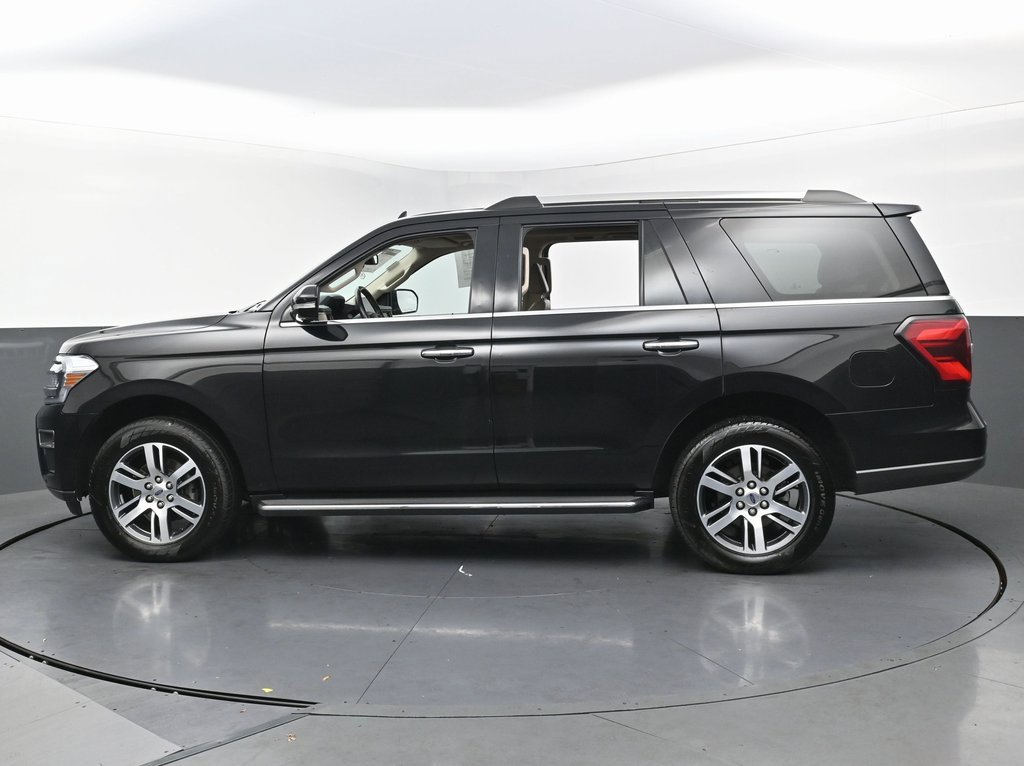 Used 2023 Ford Expedition Limited image 8