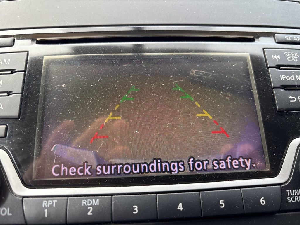 Used 2018 Nissan Frontier SV image 16