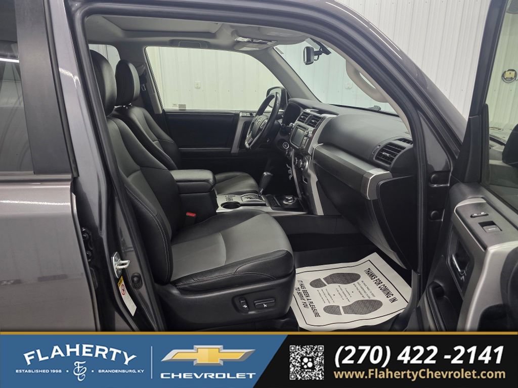 Used 2015 Toyota 4Runner SR5 Premium AWD/4WD image 17
