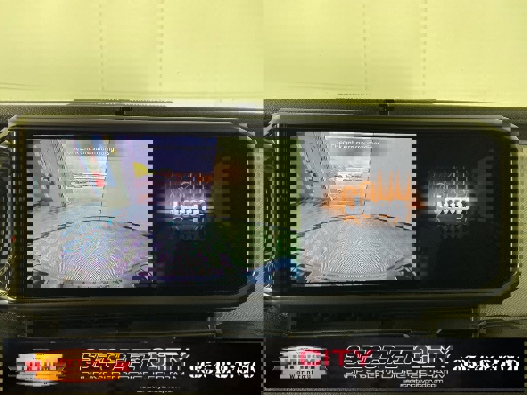 New 2025 Jeep Gladiator Sport image 21