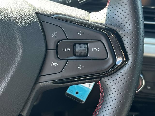 Used 2024 Chevrolet Trax RS w/ Driver Confidence Package FWD image 21