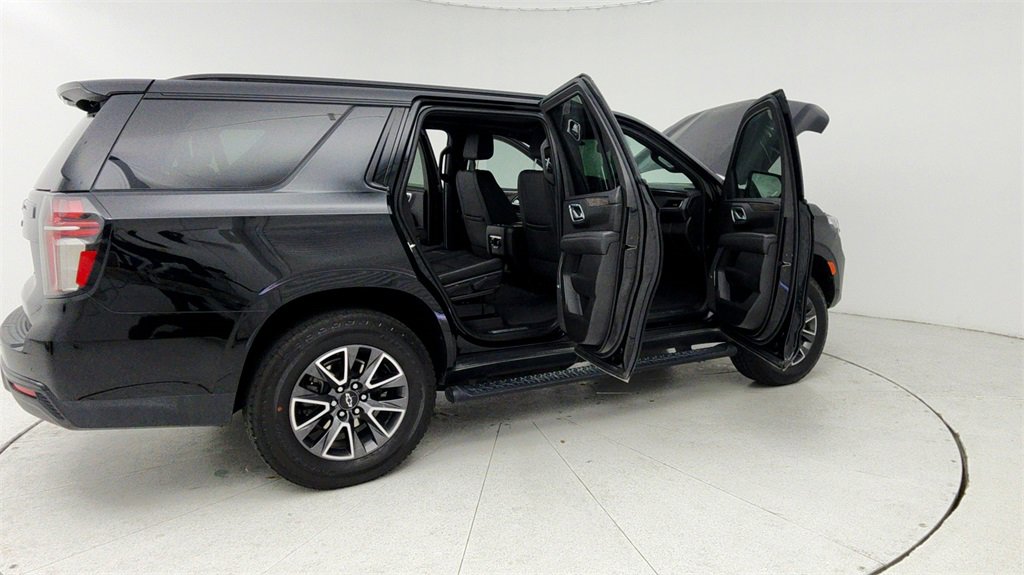 Certified 2023 Chevrolet Tahoe Z71 w/ Luxury Package image 13