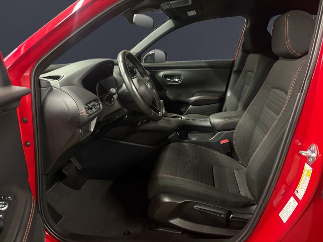 Certified 2025 Honda HR-V Sport image 9