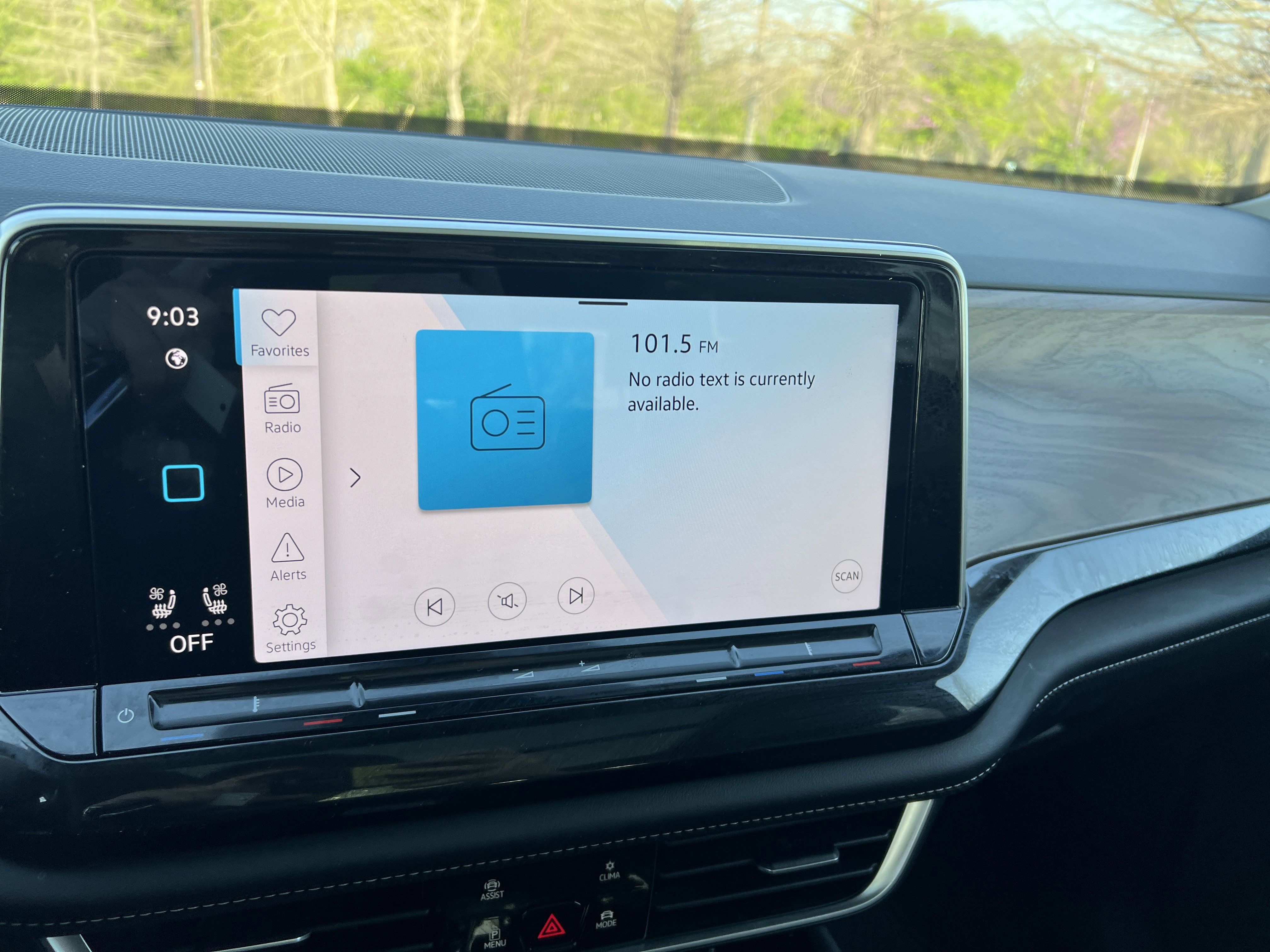Certified 2025 Volkswagen Atlas SE w/ Panoramic Sunroof Package FWD image 22
