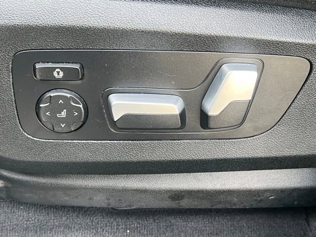 Used 2021 BMW X7 xDrive40i w/ Premium Package image 26