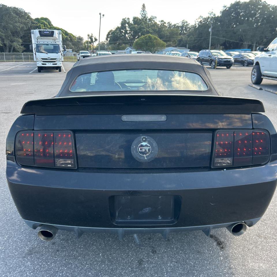 Used 2009 Ford Mustang GT RWD image 10