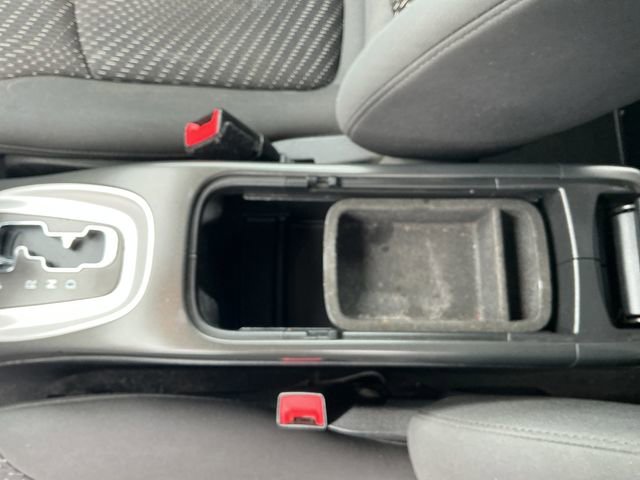 Used 2018 Dodge Journey SE w/ Popular Equipment Group FWD image 25