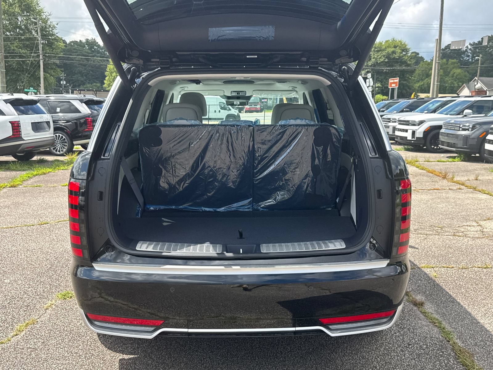 New 2026 Hyundai Palisade Calligraphy AWD/4WD image 19
