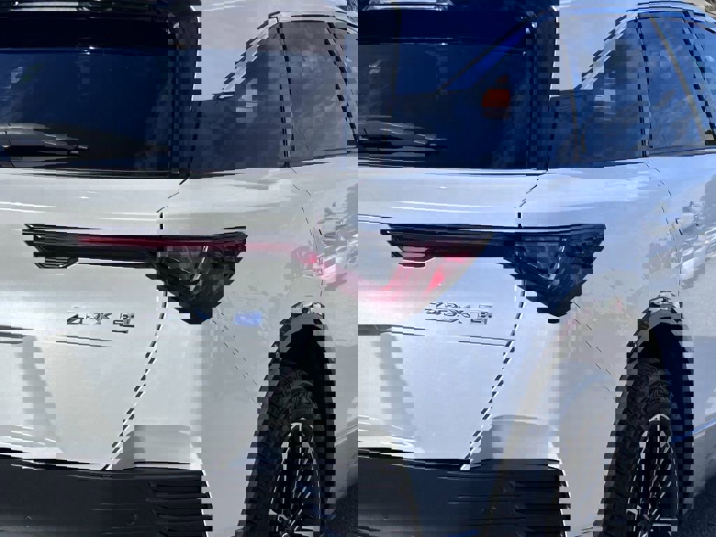 Used 2024 Acura ZDX A-Spec image 7