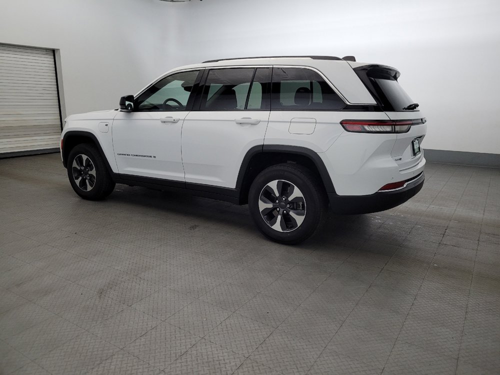 Used 2023 Jeep Grand Cherokee 4WD 4xe image 3