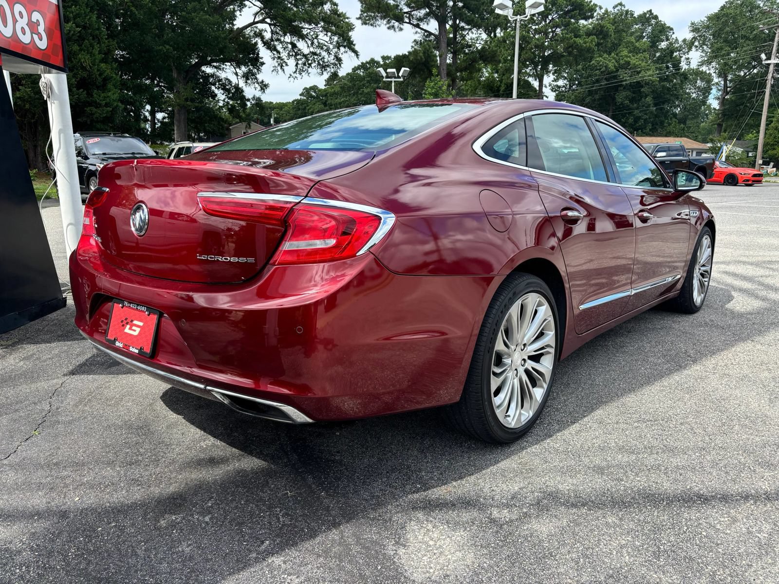 Used 2017 Buick LaCrosse Essence FWD image 3