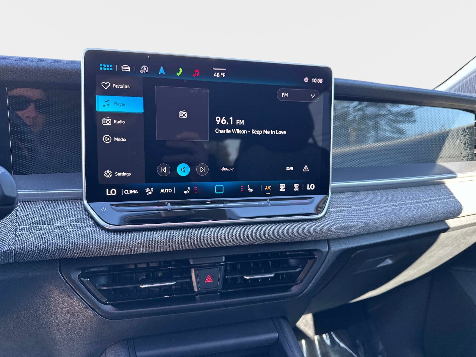 Certified 2025 Volkswagen Tiguan S image 21