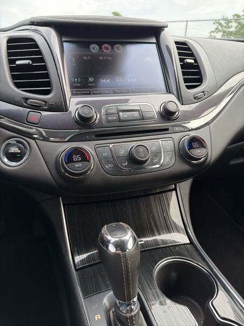 Used 2016 Chevrolet Impala LT w/ Leather Package FWD image 15