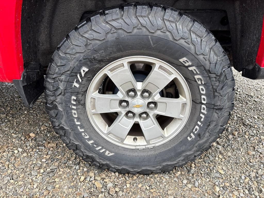 Used 2018 Chevrolet Colorado W/T w/ WT Convenience Package RWD image 4