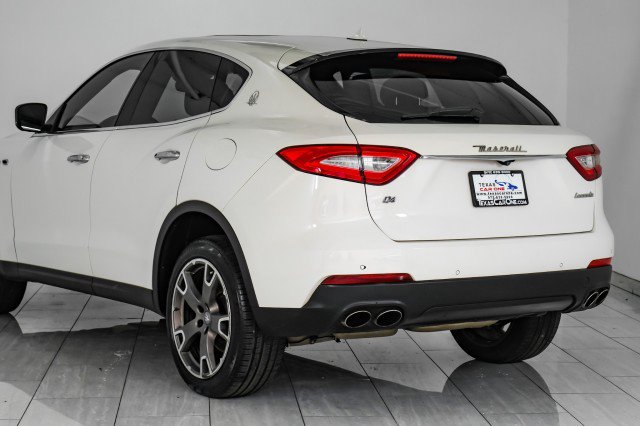 Used 2018 Maserati Levante AWD/4WD image 58