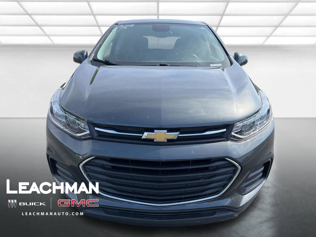 Used 2019 Chevrolet Trax LS w/ Tint and Cruise Package FWD image 9