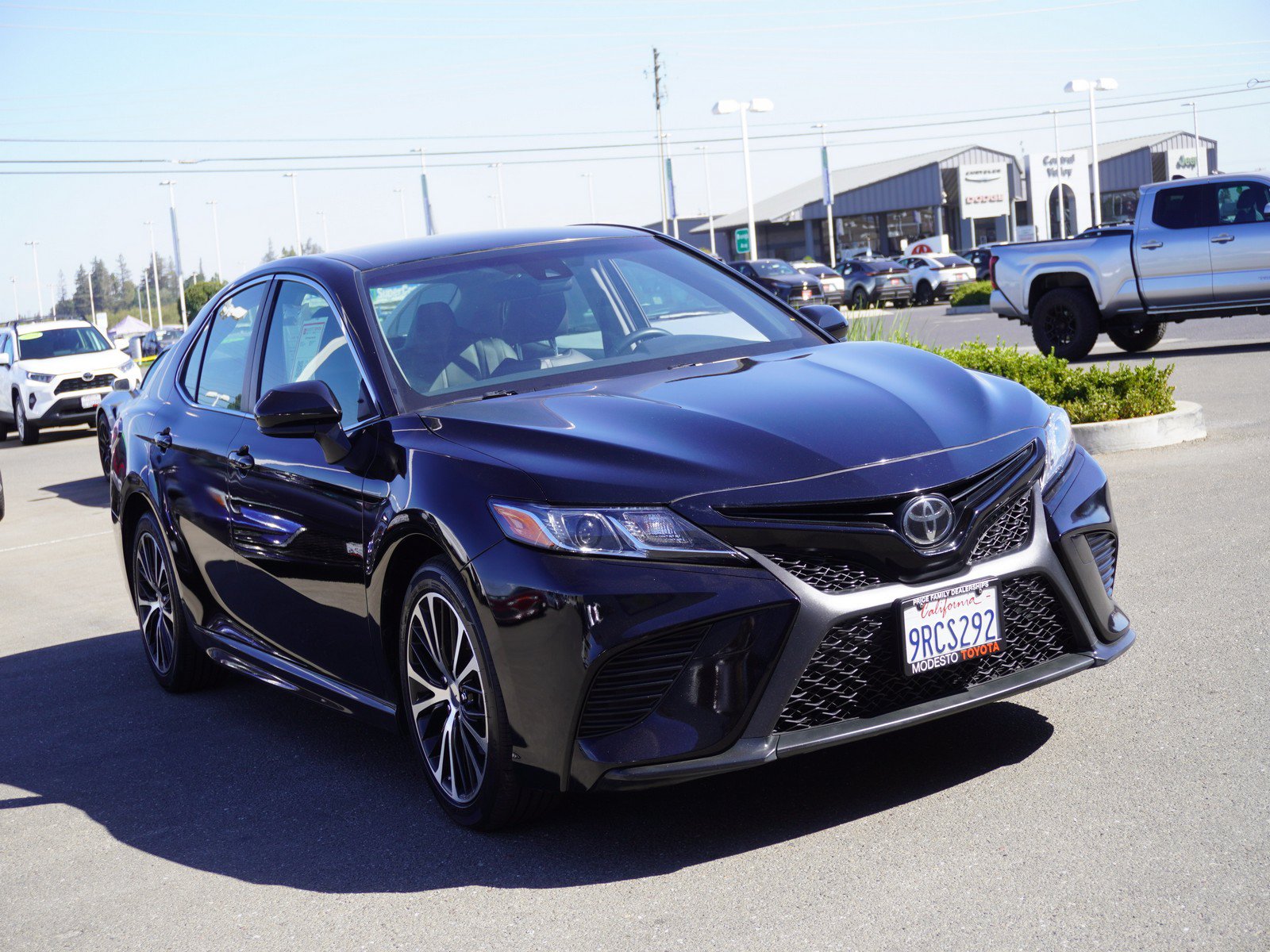 Used 2018 Toyota Camry SE