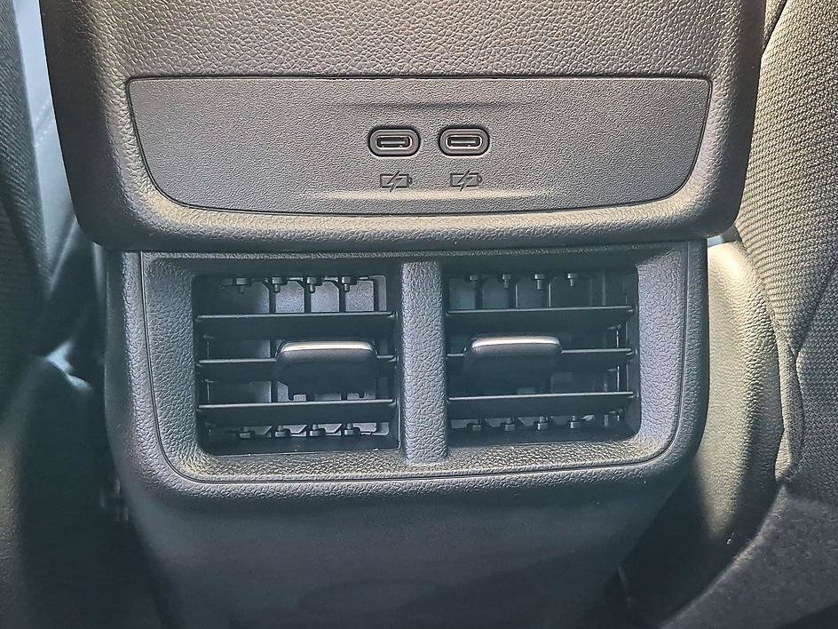 New 2027 Chevrolet Equinox LT FWD image 31
